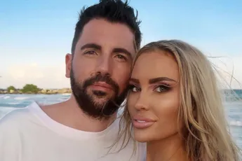 "Wat een prachtig gezinnetje": Anouk Matton deelt wondermooie vakantiekiekjes met zoontje London