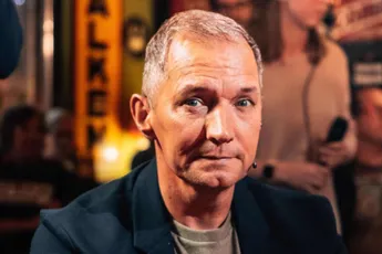 Sportpresentator Karl Vannieuwkerke krijgt onverwacht zeer slecht nieuws te horen
