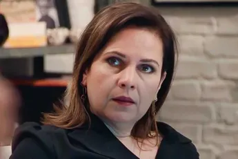 'Familie'-actrice Caroline Maes deelt heuglijk nieuws: "Dikke proficiat!"