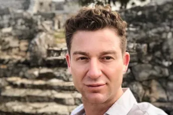 Jani Kazaltzis heeft geweldig nieuws aan te kondigen ￼