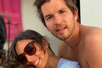 Om van te smelten: Matteo Simoni en Loredana delen wondermooie vakantiekiekjes met dochtertje