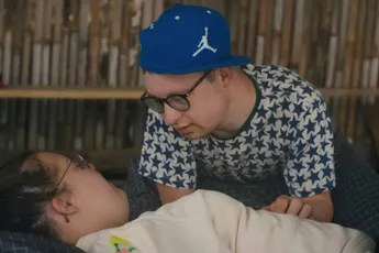 Simon uit 'Down the road' heeft zeer droevig nieuws over zijn relatie met Isa