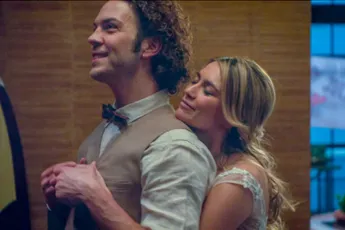 Tinne Oltmans kondigt heel verrassend nieuws aan over haar relatie met Oscar Willems