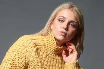 Julie Van den Steen onthult pijnlijke details over de vader van haar verloren kindje: "Toen beëindigd"