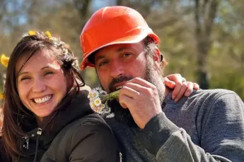 Francesco Planckaert deelt grandioos filmpje van zingende Magali die losgaat op Miley Cyrus: "Betrapt!"