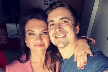 Niels Destadsbader heeft prachtige reactie klaar nadat Siska Schoeters eerlijke lingeriefoto deelt