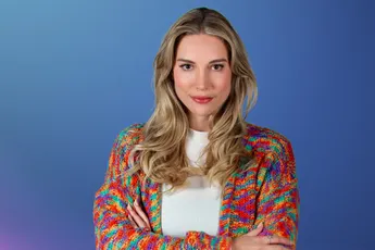 Charlotte uit 'Big Brother' verbluft volgers met verleidelijke foto's van diepe decolleté: "Wow!"
