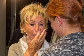 Zieke Martine Jonckheere haalt fel uit naar 'Familie'-collega's: "Uit het oog, uit het hart"