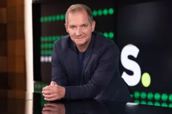 Karl Vannieuwkerke stelt zijn knappe dochter voor, die al 18 jaar geworden is