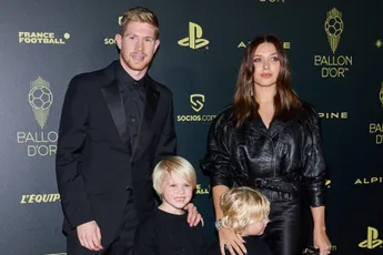 "Wat een prachtig gezinnetje": Kevin De Bruyne en Michèle Lacroix delen wondermooie beelden van hun gezin
