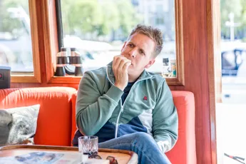 James Cooke heeft groot nieuws te melden: “Ik ben écht bang”