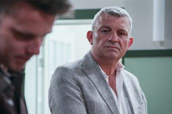 'Familie'-acteur Peter Bulckaen in shock: "Ik ben daar enorm van geschrokken"