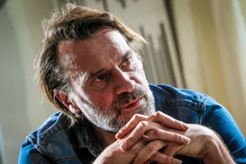 Zanger Daan (53) gebroken van verdriet na verlies van twee dierbaren: "Heel hard"