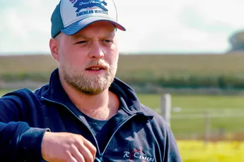 “Ik heb zoveel spijt!”: Raphaël uit ‘Boer zkt Vrouw’ maakt verkeerde keuze