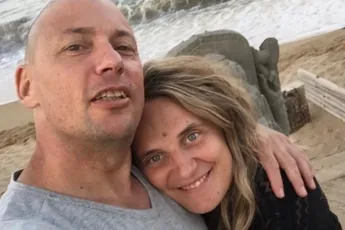 Bijna 1 jaar na de plotse dood van haar grote liefde: zo gaat het nu met actrice Ruth Beeckmans