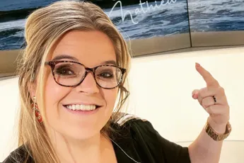 Celien Hermans helemaal in de wolken nadat ze fantastisch nieuws te horen krijgt