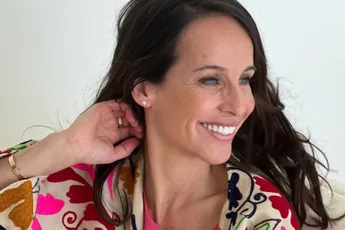 Ann Van Elsen verbluft volgers met eerlijke foto zonder make-up: "Het mag al eens naturel zijn"