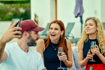 Hanne Verbruggen van K3 maakt duidelijk hoe ze over Metejoor denkt na roddels over Julia Boschman