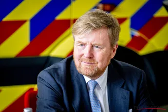 Koning Willem-Alexander betuigt spijt na 'grootste inschattingsfout uit zijn leven': "Was fout van mij"