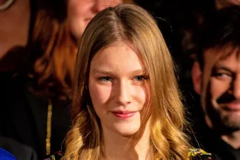 "Gewoonweg betoverend": buitenlandse pers vol lof over onze 15-jarige prinses Eléonore