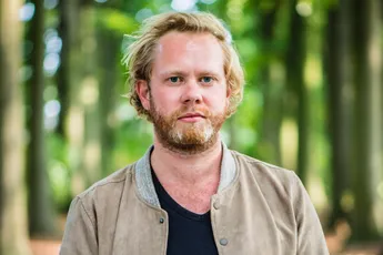 Dolverliefde Rik Verheye toont opnieuw zijn nieuwe vriendin Manon