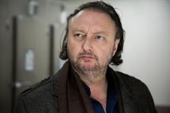 Na de plotse dood van zijn moeder heeft Luk Wyns nu ook zeer slecht nieuws over zijn eigen gezondheid