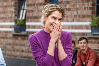 Dina Tersago heeft opvallende nieuwe hobby: "Al ziet mijn zoon er veel cooler uit"