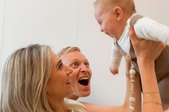 "Wat een mooie ogen!": Cameron Vandenbroucke vertedert iedereen met schattige kiekjes van babyzoontje