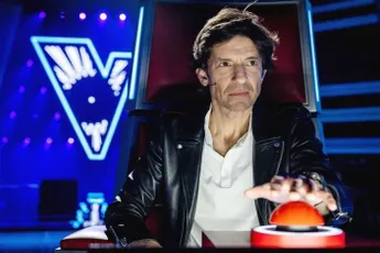 Koen Wauters ook aan de kant gezet bij 'The Voice'? Opvallende beelden doen geruchten hoog oplaaien