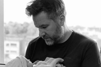 'Thuis'-acteur Raf Jansen verwelkomt tweede zoontje: "Wat een prachtige naam"