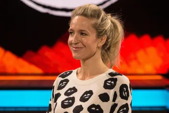 Cath Luyten geeft eerlijk toe: Dit doet ze zelfs met haar borsten bloot