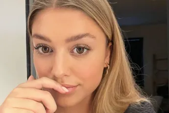 Zita Wauters zet Instagram in vuur en vlam met beeldschone foto's, Camille helemaal van haar melk: "Waauw!"