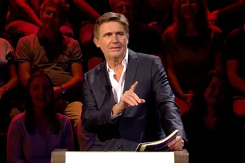 Erik Van Looy zorgt voor opschudding met opvallende verschijning: "Het gaat er ver over"