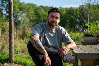 Mathias Vergels openhartig over alcohol- en drugsverslaving: "Ik werd wakker in het ziekenhuis"
