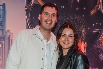 Tom Dice shockeert fans en scheert al z’n haar af: bekijk het resultaat hier