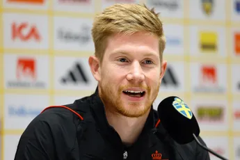 Kevin De Bruyne ziet er plots onherkenbaar uit: "Wat heb jij met je haar gedaan?"