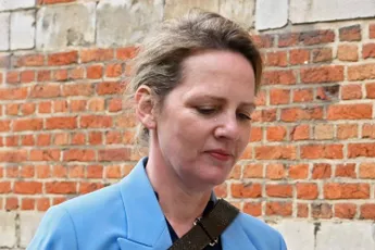 Maaike Cafmeyer doet plots schokkende onthulling over de zaak-Bart De Pauw