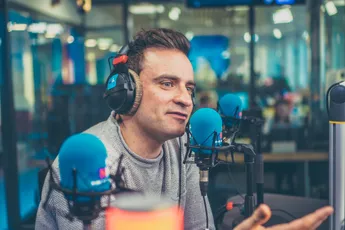 Zanger Wim Soutaer (49) geeft update over gezondheid na delicate operatie: "Niet gerust in"