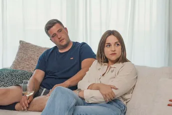 Larissa heeft slecht nieuws te melden over huwelijk met Simen in 'Blind Getrouwd': "Het is er amper"