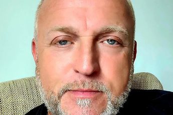 Zeer zwaar aangeslagen Gordon reageert voor het eerst op breuk met verloofde Gavin