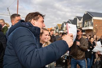 Filmpje! 'Racistische' Thierry Baudet wil het 'samen doen met iedereen die van Nederland houdt, waar je ook vandaan komt'