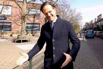 Misdadig! Mark Rutte verwijderde tijdens coronacrisis ALLE sms'jes met Hugo de Jonge