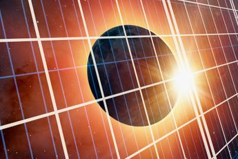 Energieleverancier moet extra stroom inkopen wegens zonsverduistering: 'Anders kortsluiting en stroomuitval'