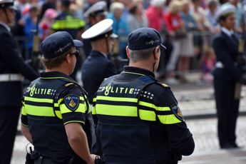 Politiebonden hebben genoeg gehad van criminele asielzoekers: 'Vastzetten en uitzetten!'