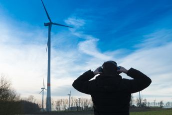 Amsterdammers boos over windmolenparticipatiebijeenkomsten: 'De boodschap is duidelijk. De windturbines komen er hoe dan ook'