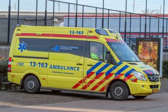 Totaal idioot! Nederlandse ambulance met coronapatiënt geweigerd bij Belgische tolweg, moest eerst betalen
