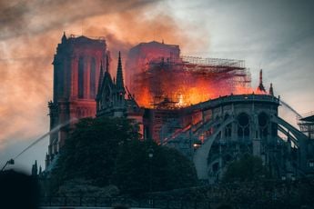Notre-Dame wordt hersteld zoals het was, geen rare fratsen dus!