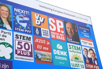 Coalitie lijkt al gesmeed! GroenLinks huilt dat FVD posters heeft overgeplakt, VVD biedt aan GroenLinks posters te zullen ophangen