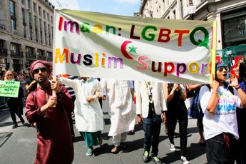 LOL! Fopwetenschappers springen in bres voor homohatende moslims: 'Maar de helft wijst homoseksualiteit af!'