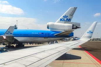 Knokpartij aan boord KLM-toestel! Passagier weigert mondkapje te dragen, vechtpartij breekt uit